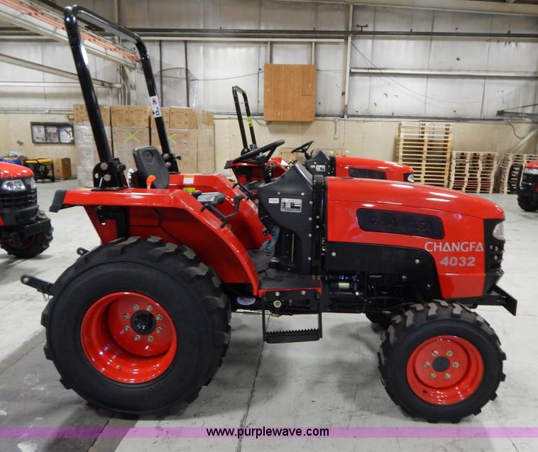 image for item AO9242 2012 Changfa 4032 MFWD tractor