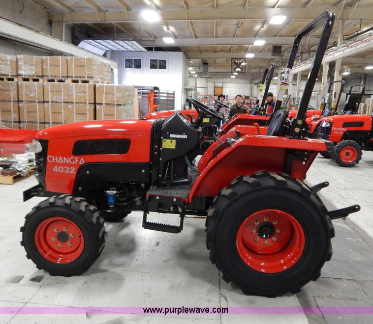 image for item AO9244 2012 Changfa 4032 MFWD tractor
