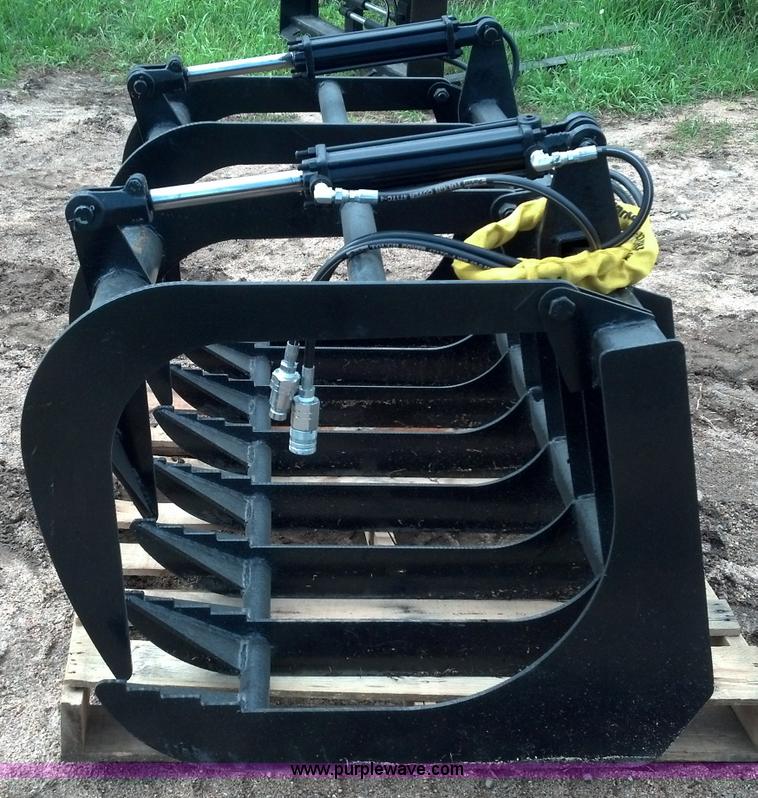 image for item C1698 66" upgraded E-Series root/brush grapple