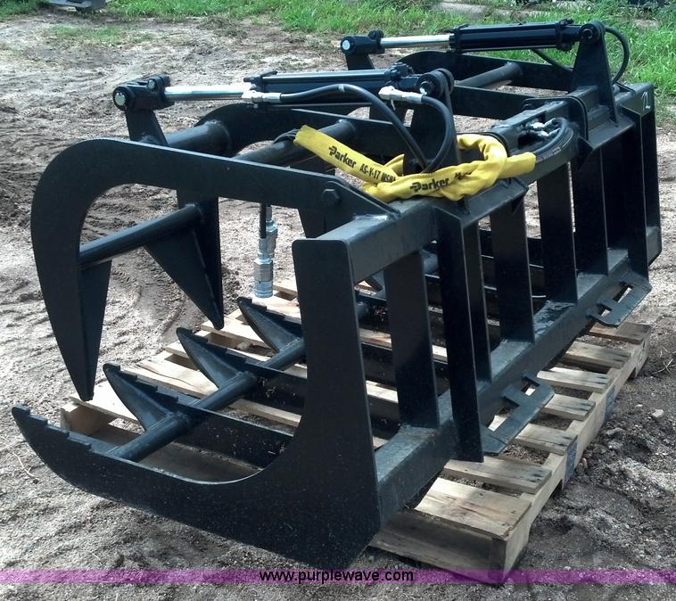 image for item C1699 72" upgraded E-Series root/brush grapple