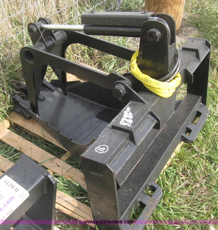 image for item C1700 Wildkat heavy duty skid steer stump grapple