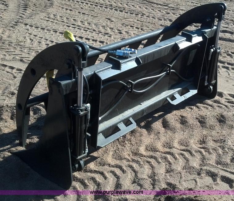 image for item C1701 64" E-series root rake grapple