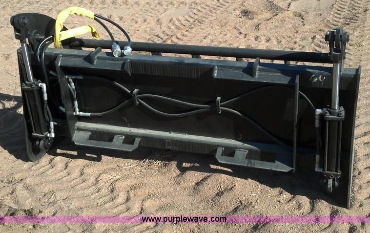 image for item C1701 64" E-series root rake grapple