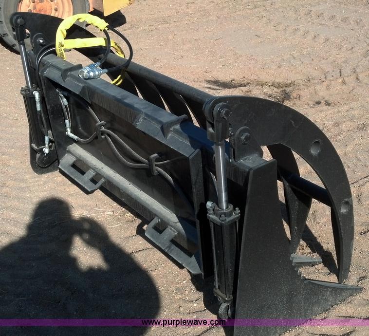 image for item C1701 64" E-series root rake grapple