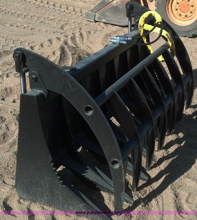 image for item C1701 64" E-series root rake grapple