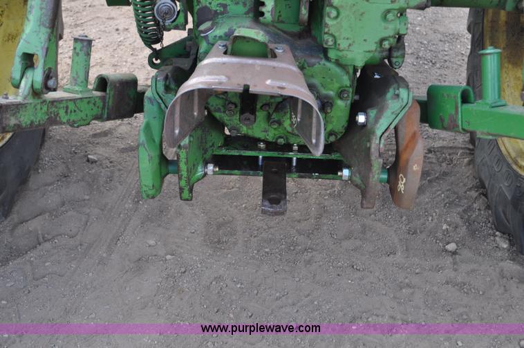 image for item G6195 1960 John Deere 730 tractor