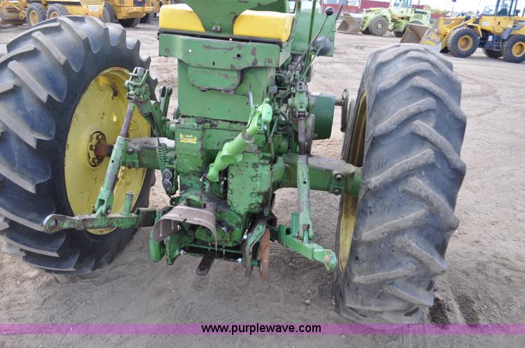 image for item G6195 1960 John Deere 730 tractor