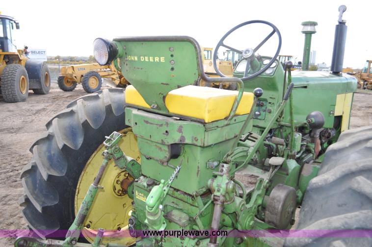 image for item G6195 1960 John Deere 730 tractor