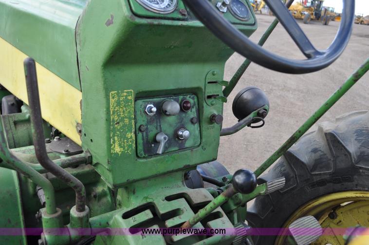 image for item G6195 1960 John Deere 730 tractor