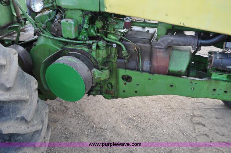 image for item G6195 1960 John Deere 730 tractor