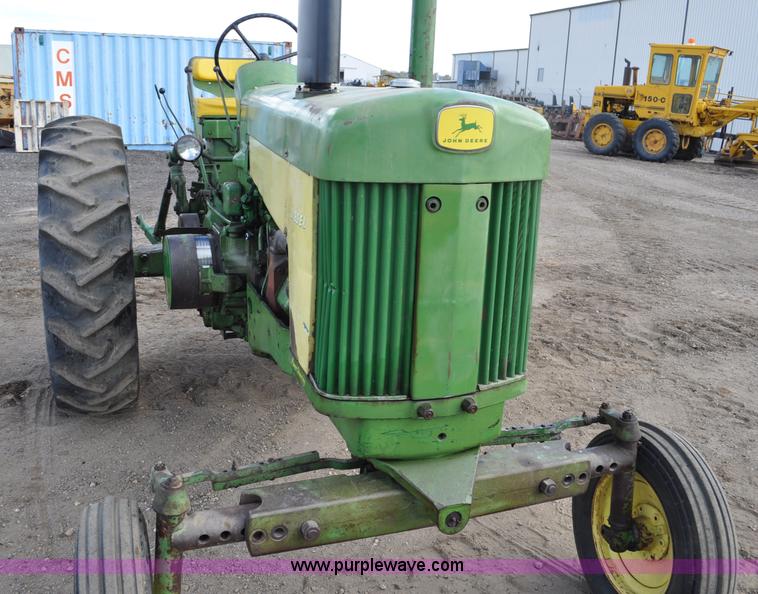 image for item G6195 1960 John Deere 730 tractor
