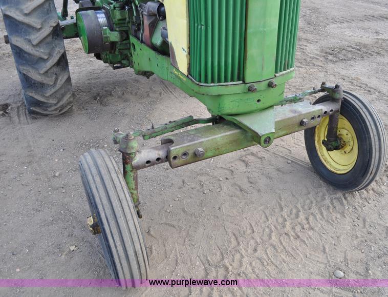 image for item G6195 1960 John Deere 730 tractor