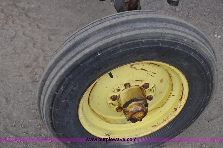 image for item G6195 1960 John Deere 730 tractor