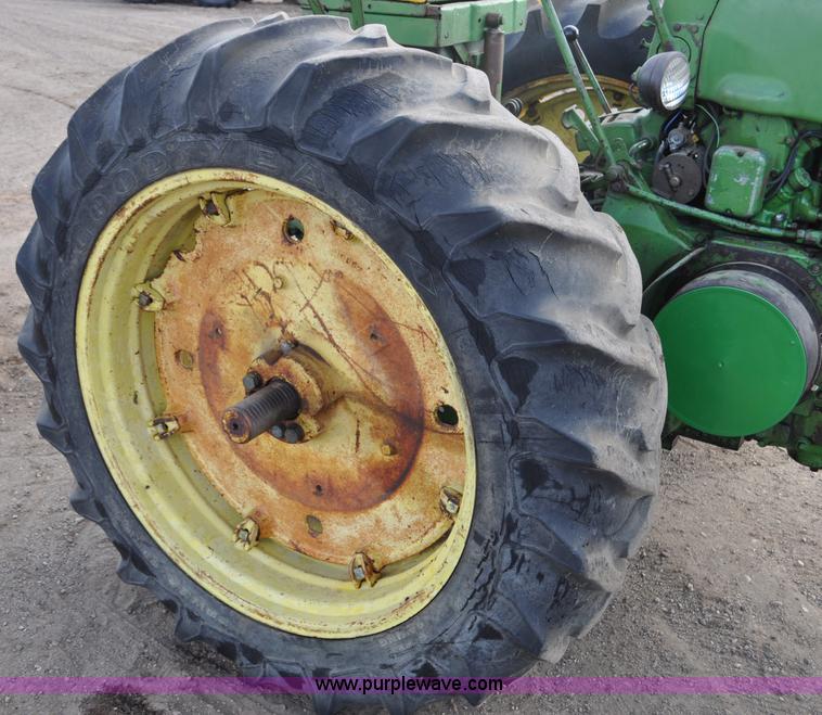 image for item G6195 1960 John Deere 730 tractor