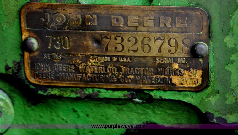 image for item G6195 1960 John Deere 730 tractor