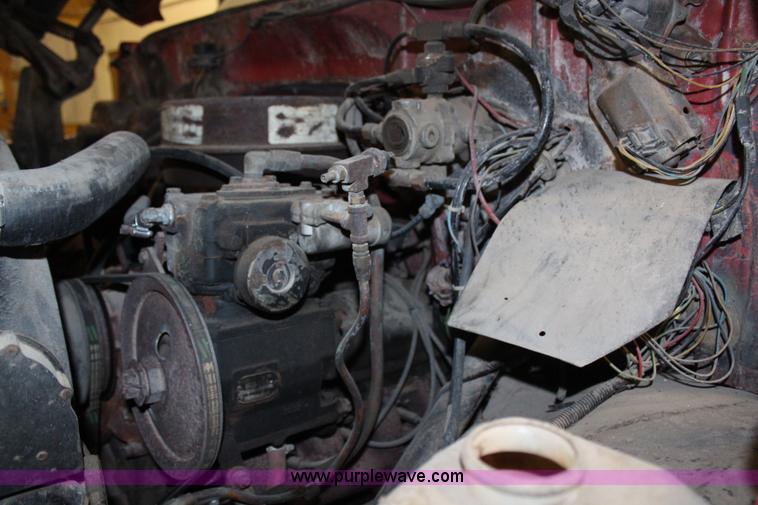 image for item H7805 1979 GMC 7000 spreader truck