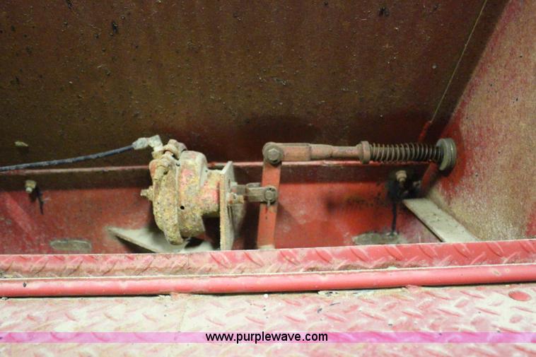 image for item H7805 1979 GMC 7000 spreader truck