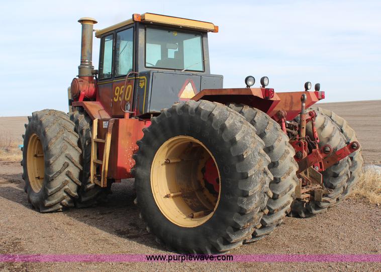 image for item H7808 1980 Versatile 950 Series 2 4WD tractor