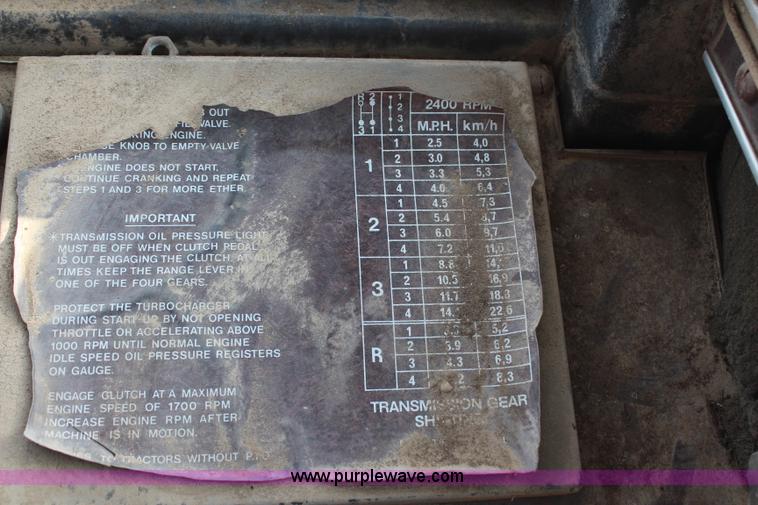 image for item H7808 1980 Versatile 950 Series 2 4WD tractor