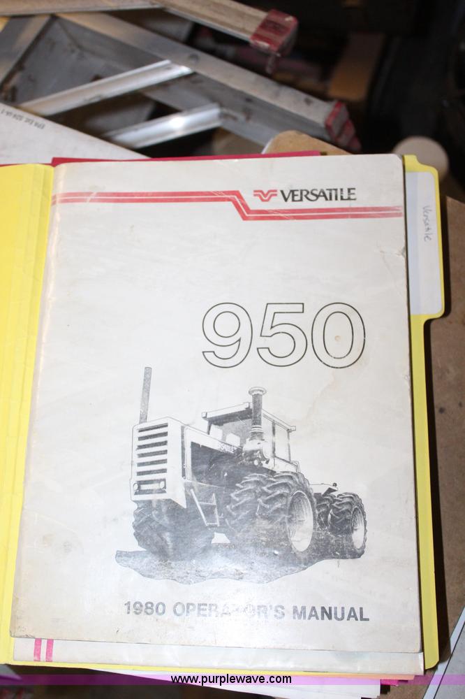 image for item H7808 1980 Versatile 950 Series 2 4WD tractor