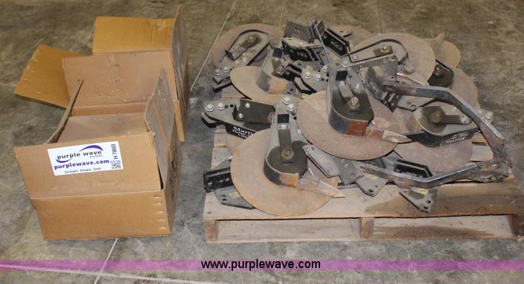 image for item H7860 (16) Martin fertilizer application units