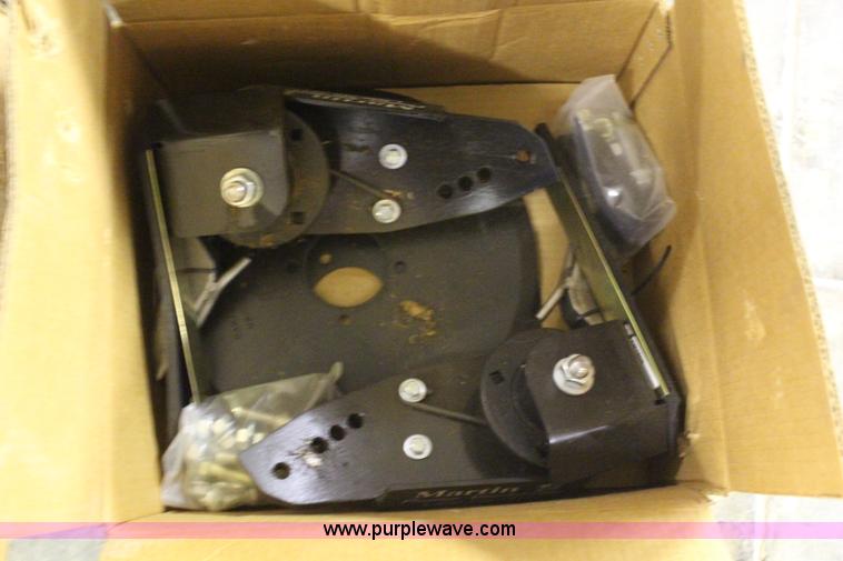 image for item H7860 (16) Martin fertilizer application units