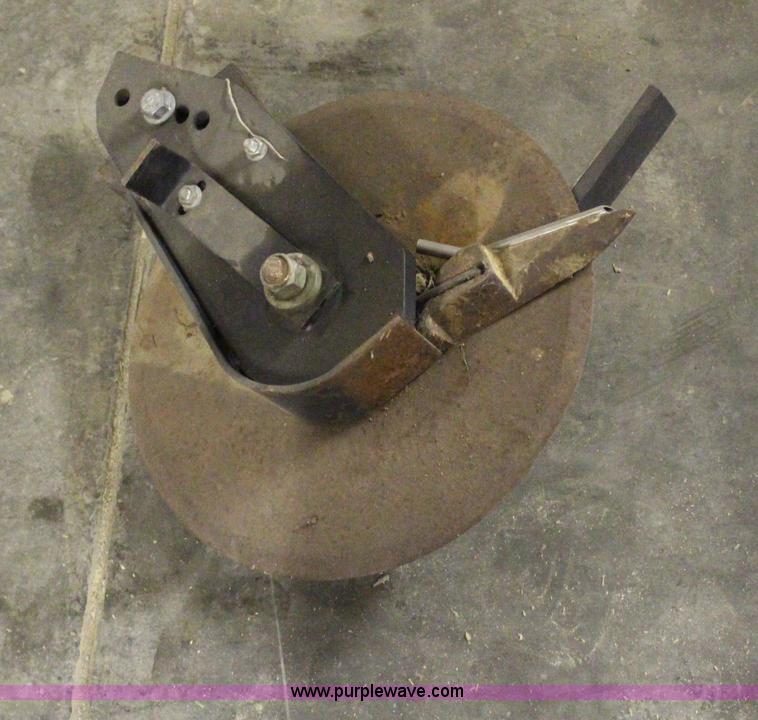 image for item H7860 (16) Martin fertilizer application units