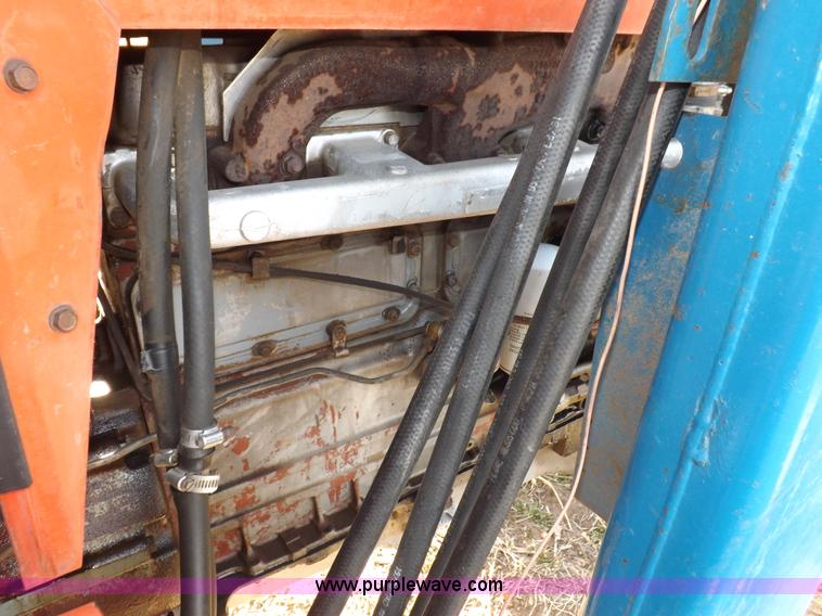 image for item I9216 1973 Massey-Ferguson 1135 tractor