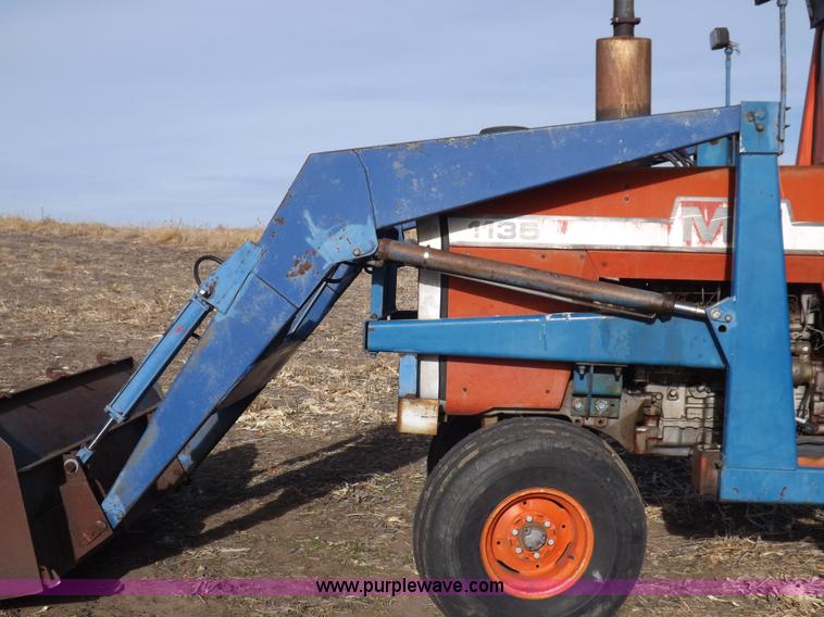 image for item I9216 1973 Massey-Ferguson 1135 tractor