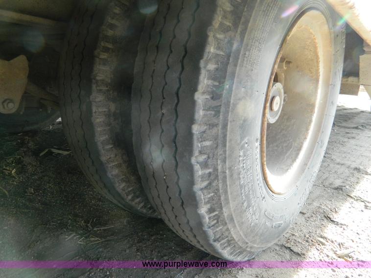 image for item AD9915 1975 Muv-All 45-34A trailer