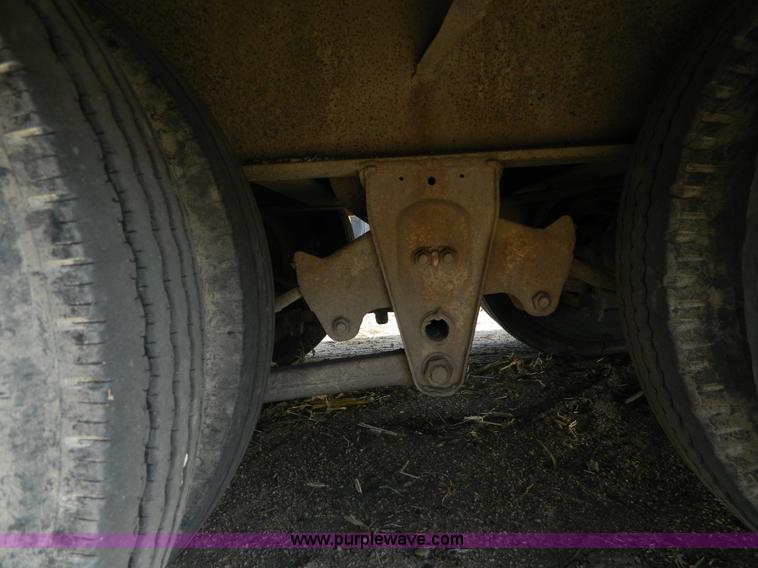 image for item AD9915 1975 Muv-All 45-34A trailer