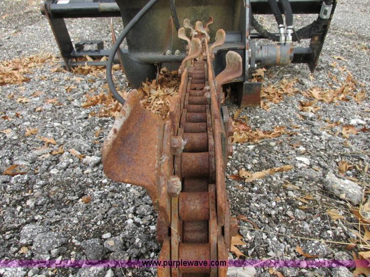 image for item F5484 2000 Caterpillar T9B skid steer trencher