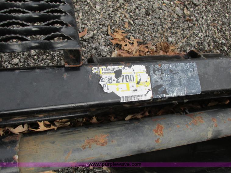 image for item F5484 2000 Caterpillar T9B skid steer trencher