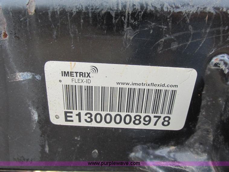 image for item F5484 2000 Caterpillar T9B skid steer trencher