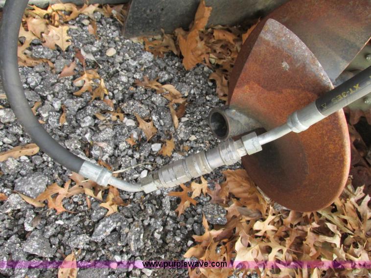 image for item F5484 2000 Caterpillar T9B skid steer trencher