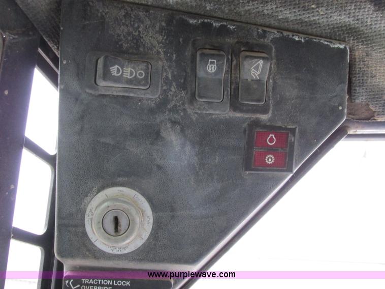 image for item F5489 1996 Bobcat 863 skid steer