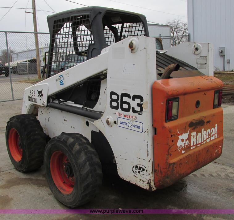 image for item F5490 2002 Bobcat 863 skid steer