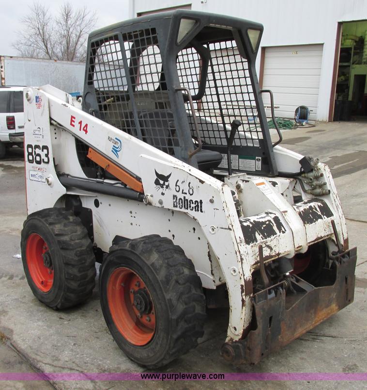 image for item F5490 2002 Bobcat 863 skid steer