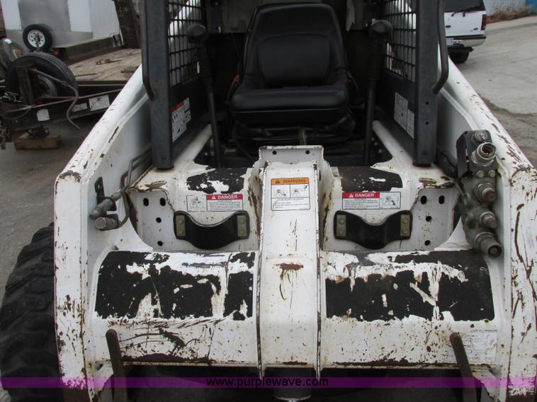 image for item F5490 2002 Bobcat 863 skid steer