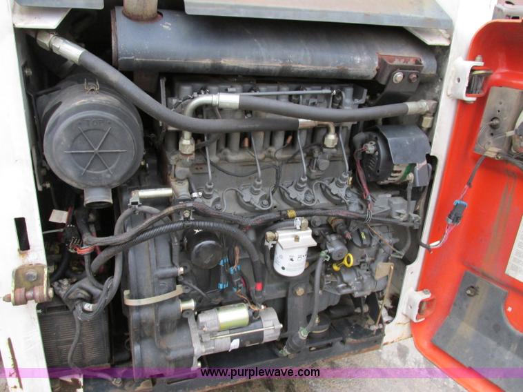 image for item F5490 2002 Bobcat 863 skid steer