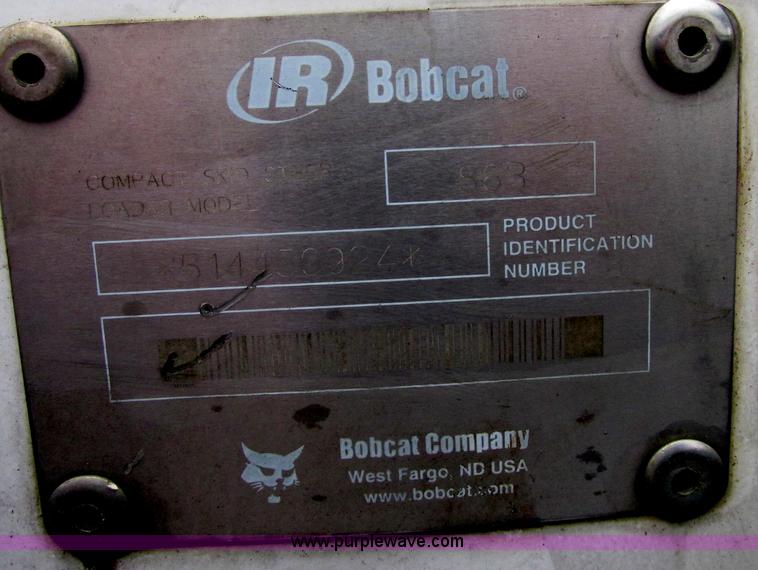 image for item F5490 2002 Bobcat 863 skid steer