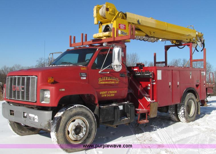 image for item G2216 1997 GMC C7500 digger derrick truck