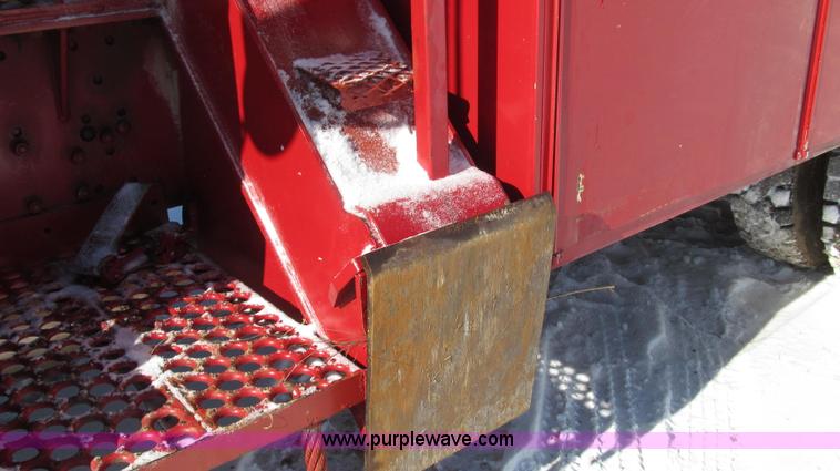 image for item G2216 1997 GMC C7500 digger derrick truck