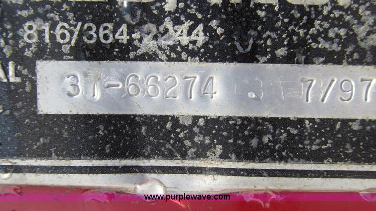 image for item G2216 1997 GMC C7500 digger derrick truck