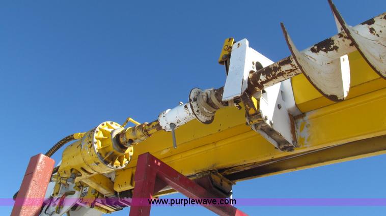 image for item G2216 1997 GMC C7500 digger derrick truck