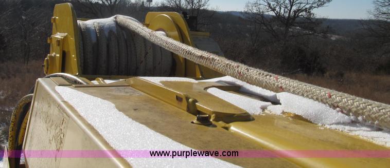 image for item G2216 1997 GMC C7500 digger derrick truck