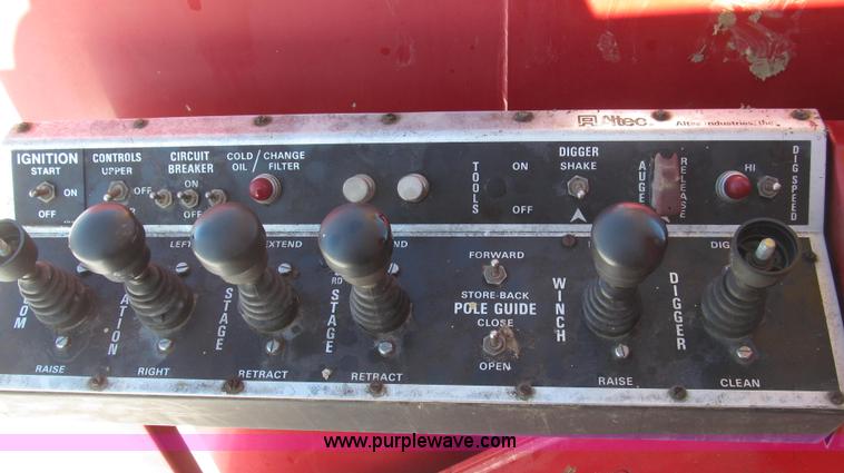 image for item G2216 1997 GMC C7500 digger derrick truck