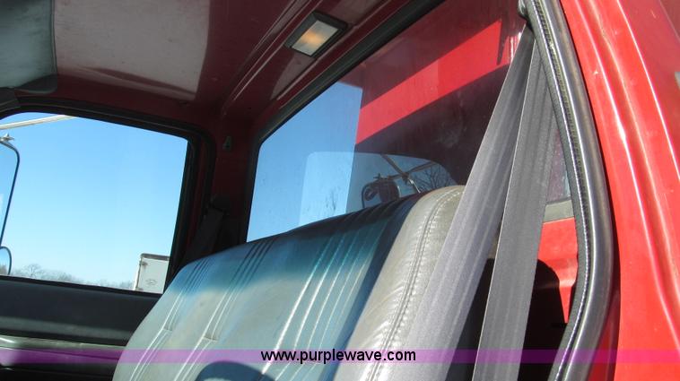 image for item G2216 1997 GMC C7500 digger derrick truck