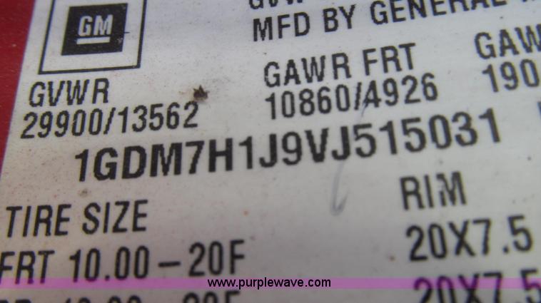 image for item G2216 1997 GMC C7500 digger derrick truck