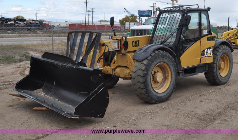 image for item G6192 2005 Caterpillar TH330B telehandler